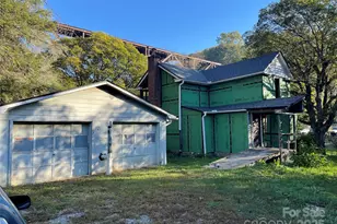 2884 Asheville Hwy, Canton, NC 28716 - Photo 1