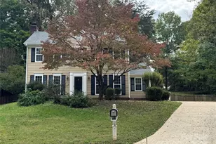 11004 Pale Hickory Ln, Charlotte, NC 28215 - Photo 1