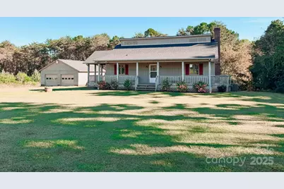 4226 16th Street NE, Hickory, NC 28601 - Photo 1