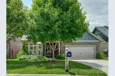 536 Summerfield Place, Flat Rock, NC 28731 - Photo 1