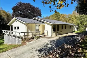 205 Burl Lawrence Rd, Vilas, NC 28692 - Photo 1