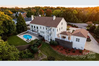 822 36th Avenue Place NW, Hickory, NC 28601 - Photo 1