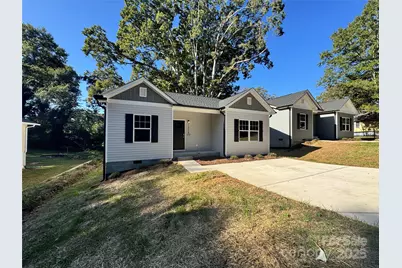 1215 1/2 Mountain Avenue, Gastonia, NC 28052 - Photo 1