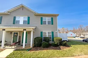 2643 Meadow Knoll Dr, Charlotte, NC 28269 - Photo 1
