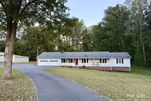2810 Greenwood Park Cir, Albemarle, NC 28001 - Photo 1