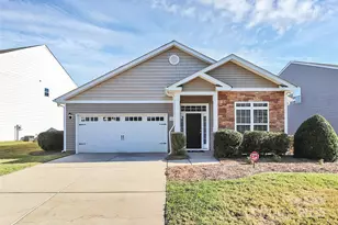 7016 Solares Dr, Charlotte, NC 28215 - Photo 1