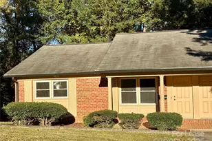 124 Hillcrest Dr, Lincolnton, NC 28092 - Photo 1