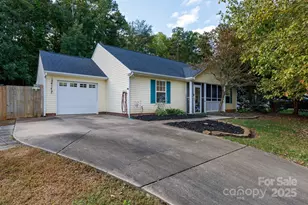 541 Stonehenge Dr, Rock Hill, SC 29730 - Photo 1
