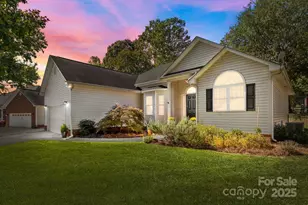 128 Birchwood Ct, Mount Holly, NC 28120 - Photo 1