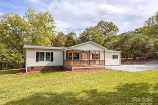 1372 Dewberry Pl, Granite Falls, NC 28630 - Photo 1