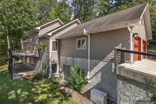 225 Eastmoor Dr, Asheville, NC 28805 - Photo 1