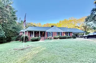 43 Pinecrest Ave, Great Falls, SC 29055 - Photo 1