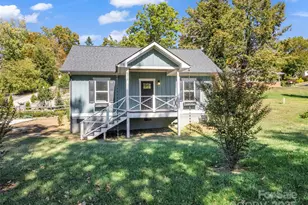 1112 Old US 70 Hwy, Black Mountain, NC 28711 - Photo 1