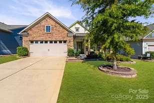 673 Birchway Dr, Fort Mill, SC 29715 - Photo 1