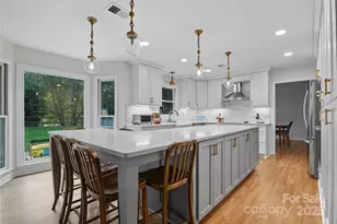 10109 Deer Spring Ln, Charlotte, NC 28210 - Photo 1