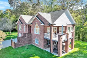 221 Grayrock Dr, Statesville, NC 28677 - Photo 1