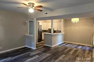 4608 Sharon Chase Dr, Charlotte, NC 28215 - Photo 1