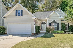 2812 Huckleberry Hill Dr, Fort Mill, SC 29715 - Photo 1