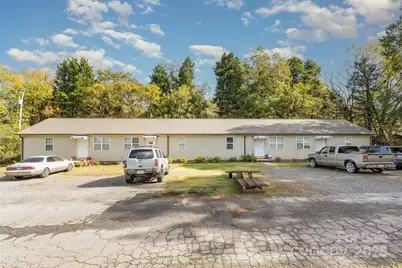 2081 N Whisnant Avenue, Newton, NC 28658 - Photo 1