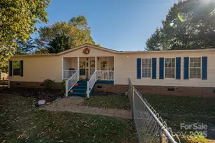 1341 Mirror Lake Rd, Lincolnton, NC 28092 - Photo 1