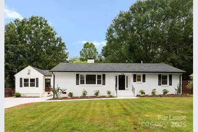 1121 S Edgemont Avenue, Gastonia, NC 28054 - Photo 1