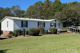 4591 Deal Rd, Claremont, NC 28610 - Photo 1