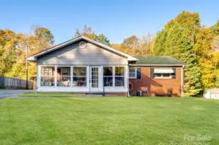 1028 Ashford St, Charlotte, NC 28214 - Photo 1