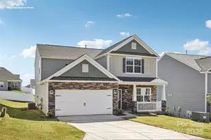 724 14th Ave Ct NE, Hickory, NC 28601 - Photo 1