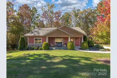 146 Sapphire Place, Clyde, NC 28721 - Photo 1