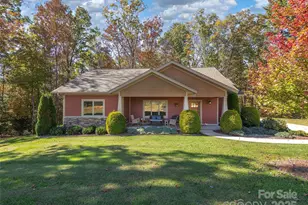 146 Sapphire Pl, Clyde, NC 28721 - Photo 1