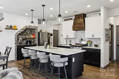 208 Canoga Avenue, York, SC 29745 - Photo 1