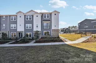 305 Golden Maple Ct, Fort Mill, SC 29708 - Photo 1