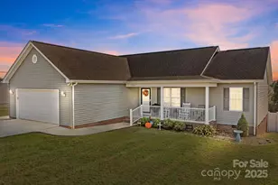 200 Stable Brook Ln, Taylorsville, NC 28681 - Photo 1