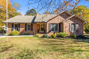 1456 Stonecroft Cir, Catawba, NC 28609 - Photo 1