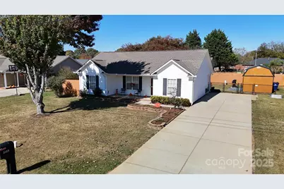2125 Boggs Street, Lincolnton, NC 28092 - Photo 1