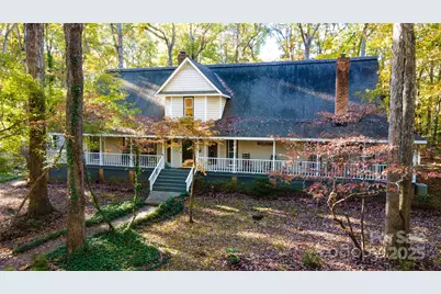 110 Amanda Drive, Matthews, NC 28104 - Photo 1