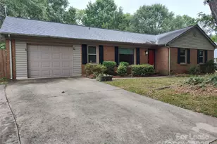 8526 Timbercrest Cir, Charlotte, NC 28226 - Photo 1