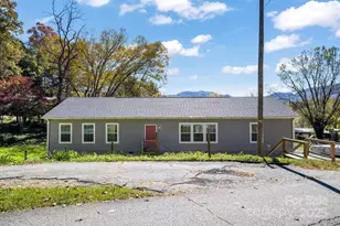 178 Spencer St, Clyde, NC 28721 - Photo 1