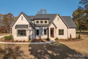 110 Lake Mist Dr, Belmont, NC 28012 - Photo 1