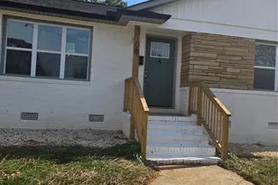 3100 Dawnshire Ave, Charlotte, NC 28216 - Photo 1