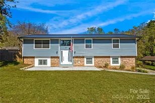 627 Delaware Ln, Hendersonville, NC 28791 - Photo 1