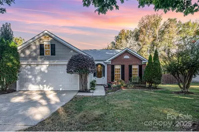 1603 Oakdale Green Drive, Charlotte, NC 28216 - Photo 1