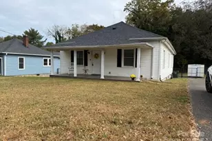 110 N Oriental Ave, Kings Mountain, NC 28086 - Photo 1