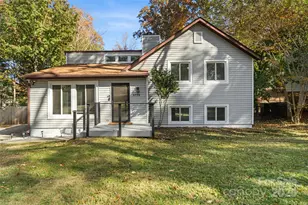 5709 Shadow Creek Rd, Charlotte, NC 28226 - Photo 1