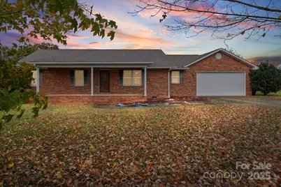 212 Doe Trail Lane, Statesville, NC 28625 - Photo 1