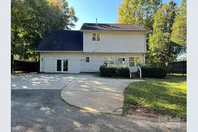 3437 Sunset Road, Charlotte, NC 28216 - Photo 1