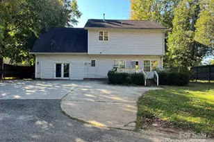 3437 Sunset Rd, Charlotte, NC 28216 - Photo 1