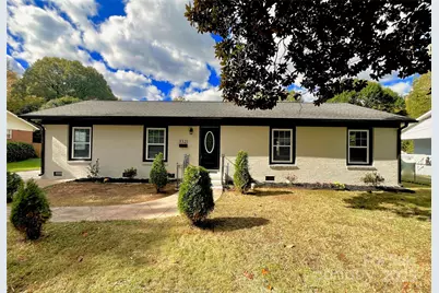 3323 Dunaire Drive, Charlotte, NC 28205 - Photo 1