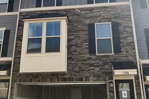 1708 Town Oak Ln, Charlotte, NC 28205 - Photo 1