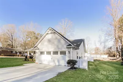 85 Winecoff Avenue NE, Concord, NC 28025 - Photo 1